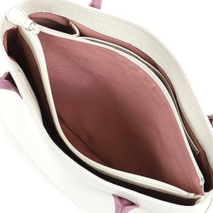 キタムラ 時計チャーム付2way トートショルダーバッグ Kロゴ キタムラ 時計チャーム付2way トートショルダーバッグ Kロゴ